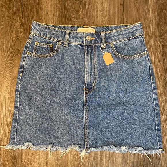 #82 Bershka Woman's Blue Jean Skirt - Size 6 - Picture 2 of 11